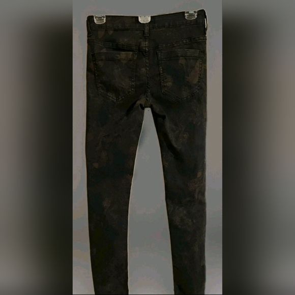 Free People Printed Denim Golden Floral Waist 25 In Stylish Black Women's Jeans - Picture 7 of 8